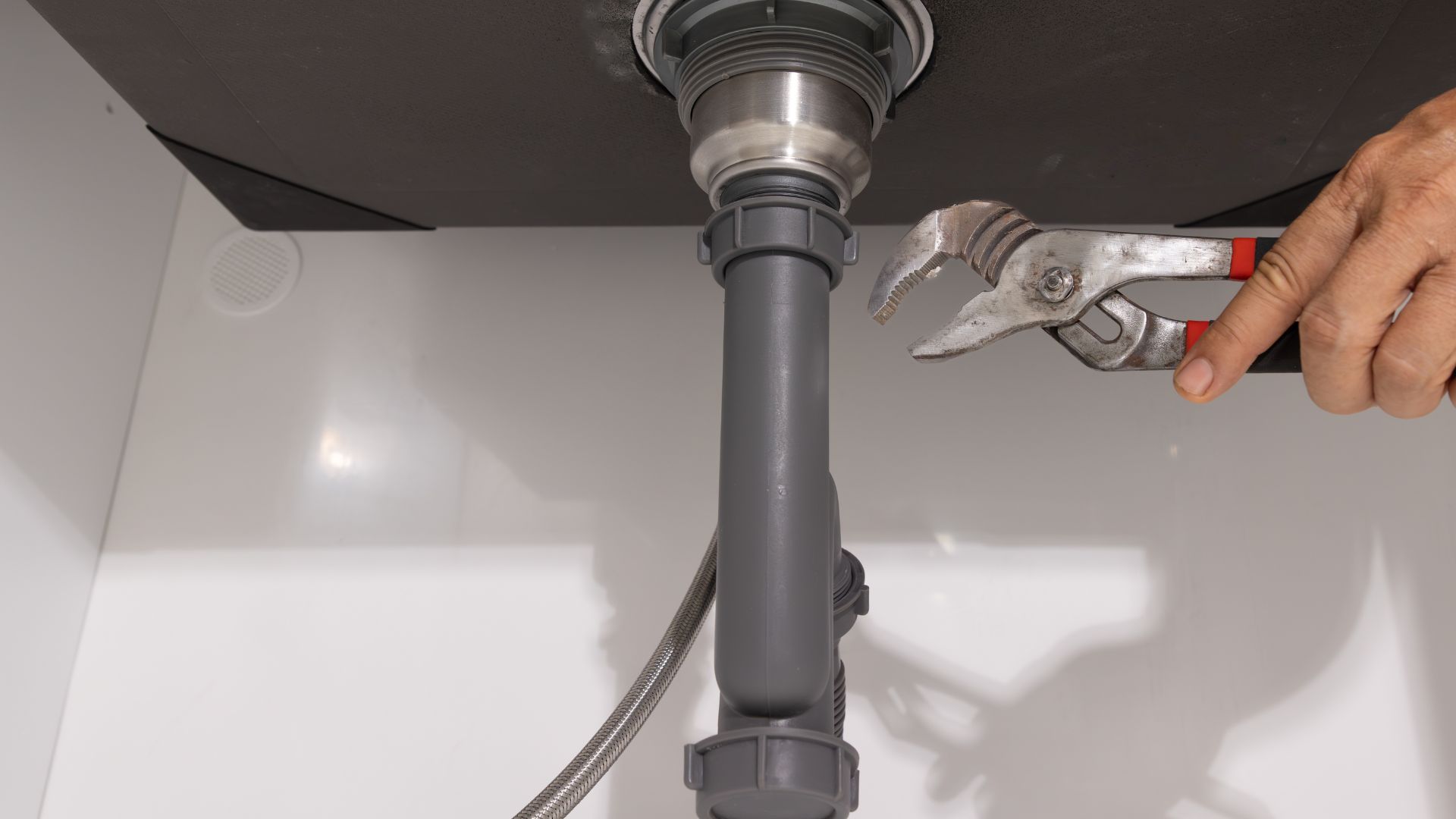 Klempner Frechen - Klempnerarbeiten - Sanitär-Installation - Rohrbruch - Abflussreinigung